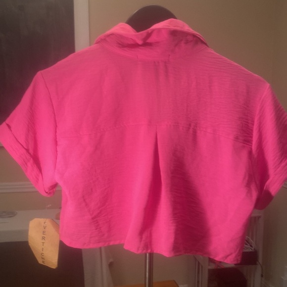 Vertiche pink cropped blouse sized XS. NWT. - Picture 3 of 7